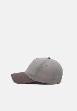 Pier One Unisex - Gorra - Grey/Dark Grey -Tienda De Ropa 0d1514bf2f2b41f7b07e0906b1d9b71f