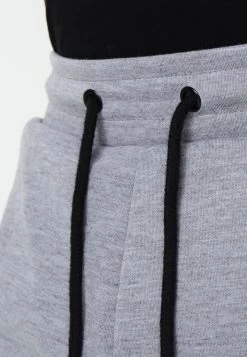 Pier One Pantalones Deportivos - Light Grey -Tienda De Ropa 1867d13f312545f8a41e926457ca1a31