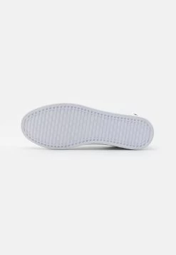 Pier One Zapatillas - White -Tienda De Ropa 1c6c4b6fe6694eb1bde18a4f500b7a39