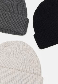 Pier One Unisex 3 Pack - Gorro - Black/Dark Grey/Off-White/ -Tienda De Ropa 227c946f16e945278f07dcddf0a935a2