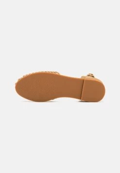Pier One Leather- Sandalias - Beige -Tienda De Ropa 3c9633361b854fb898d9092181dbcfc6