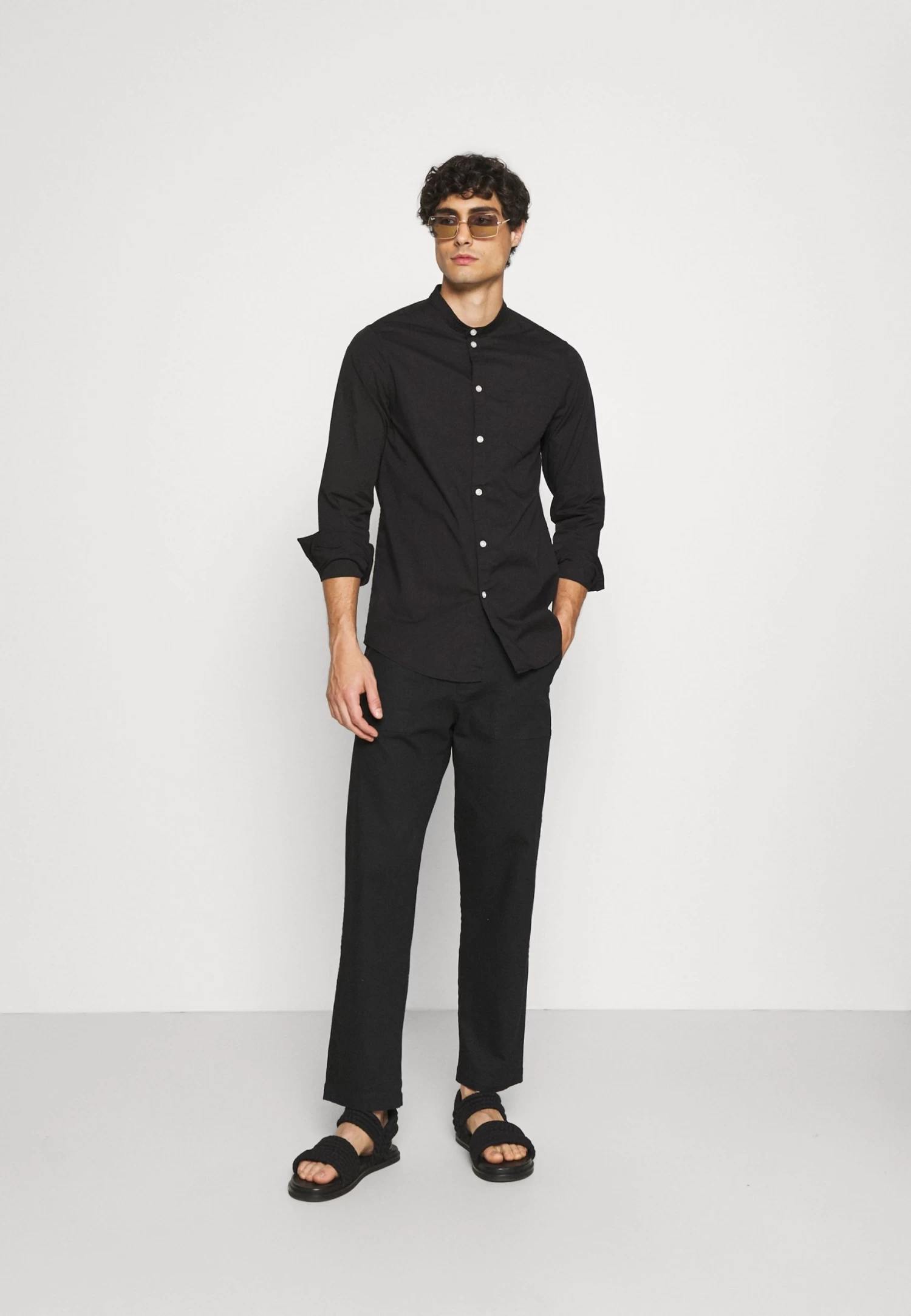 Pier One Muscle Fit Stand- Camisa - Black 4 Pier One Muscle Fit Stand- Camisa - Black - Image 2