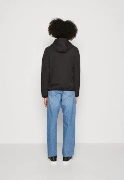 Pier One Impermeable - Black -Tienda De Ropa 4e357a4c9dc64463935acb495187a2e8