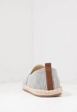 Pier One Rena Espadrille Unisex - Alpargatas - White/Blue -Tienda De Ropa 535d86d092a649c28e407541a01358ea