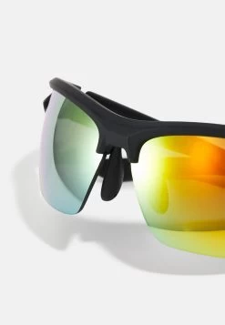 Pier One Unisex - Gafas De Sol - Black -Tienda De Ropa 588c529d22a54852a0943b23ab92875b