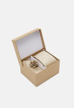 Pier One Set - Otros Accesorios - Beige -Tienda De Ropa 5dfa39d4f14a47e495c04fd8aad3fb4e