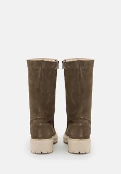 Pier One Leather Winter Boot - Botas - Khaki -Tienda De Ropa 60e648fddcec4a66a5792e11ab31f968