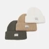 Pier One Unisex 3 Pack - Gorro - Beige/Green/White -Tienda De Ropa 6ad8097c027d4ec08970da09c291110d