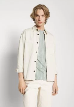 Pier One Camiseta Estampada - Light Green -Tienda De Ropa 6b994c12a7eb43a3bc1fbdc857e66eed