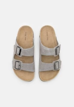 Pier One Leather Unisex - Pantuflas - Grey -Tienda De Ropa 6e172422b00e484a8ac21c5f565af9d6