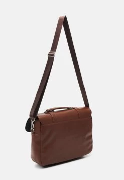 Tienda De Ropa -Tienda De Ropa 76a85069c5574b9098b07df35073ff5c