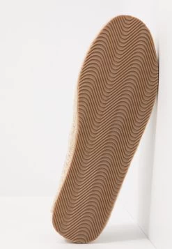 Pier One Rena Espadrille Unisex - Alpargatas - White/Blue -Tienda De Ropa 783aaa02540843288d52301a1f116eed