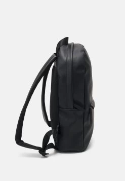 Pier One Unisex - Mochila - Black -Tienda De Ropa 7a09e2cb55c14e03939ba16a62cc7d7e