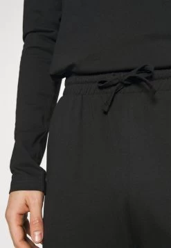 Pier One Pijama - Black -Tienda De Ropa 842cc55e81224f6ca06ad94aae25d25c