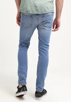 Pier One Vaqueros Slim Fit - Light Blue Denim -Tienda De Ropa 9ce69a79e7f24d82919ce673ea1c8949