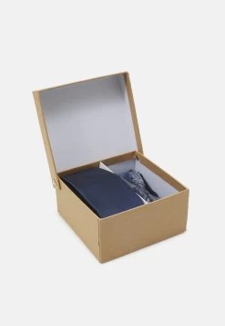 Pier One Set - Corbata - Dark Blue -Tienda De Ropa 9f0c9c901ffb47ccaba643bd0838aa41
