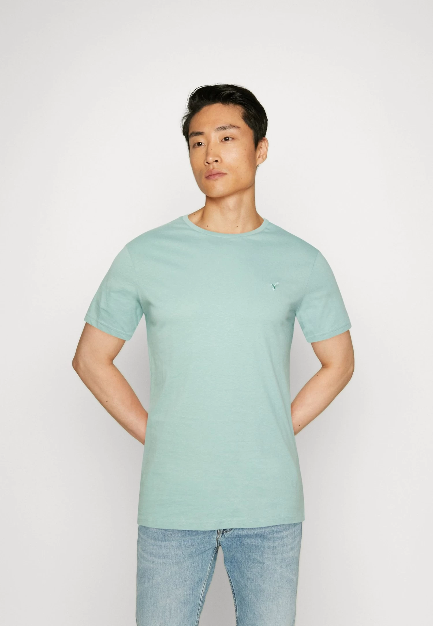 Pier One 5 Pack - Camiseta Básica - Mottled Blue/Light Green/Off-White 8 Pier One 5 Pack - Camiseta Básica - Mottled Blue/Light Green/Off-White - Image 6