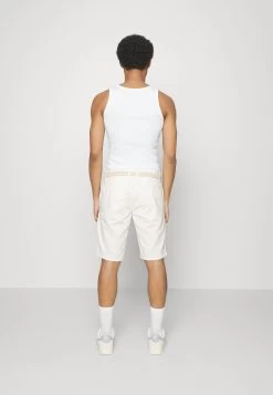 Pier One Shorts - White -Tienda De Ropa af2b3cbb37c243f192f039de557dff81