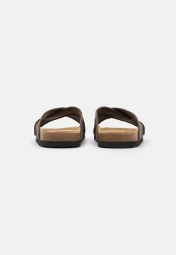 Pier One Unisex - Pantuflas - Brown -Tienda De Ropa b64bd94841374f58a4a8e2cf13040258