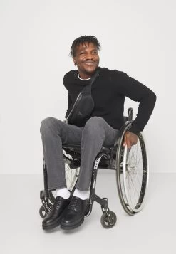 Pier One Vaqueros Rectos - Grey Denim -Tienda De Ropa d68e27744b6d4606b039de4932177e16