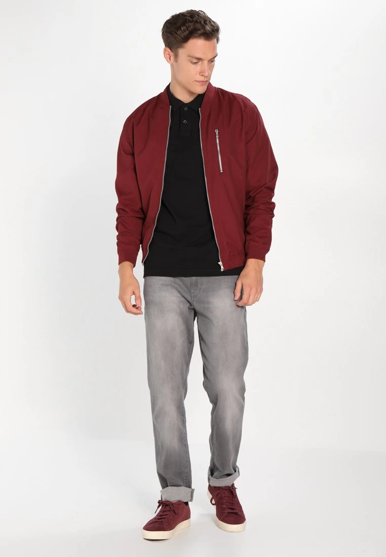 Pier One Polo - Black 4 Pier One Polo - Black - Image 2